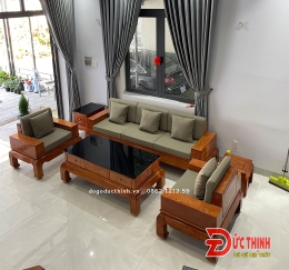 sofa-go-huong-da-ket-hop-nem-boc-da-cao-cap