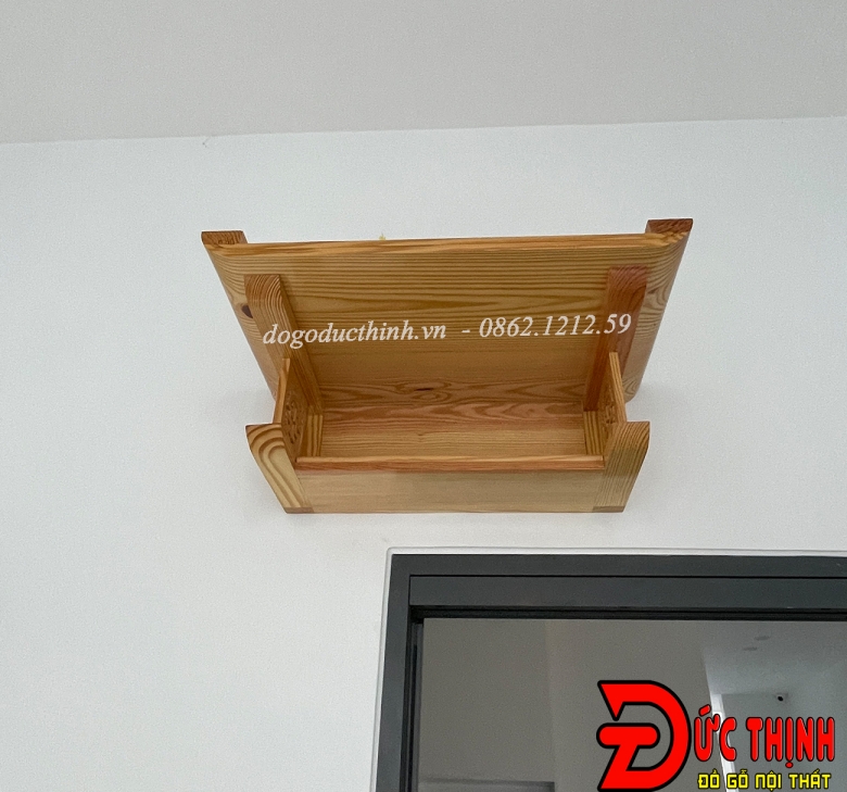 Bàn thờ Quan Âm gỗ thông mẫu BT401