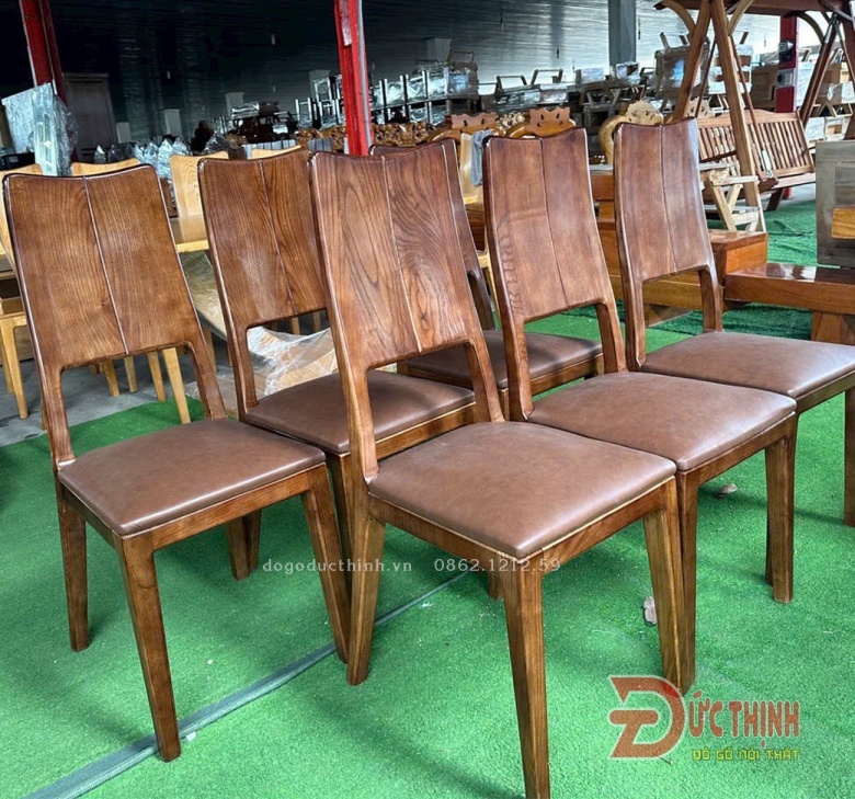 Bàn ăn gỗ sồi Nga - mẫu bàn chân thuyền - lau màu gỗ óc chó - có nệm