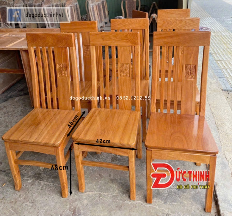 Bàn ăn gỗ đỏ - Vuông - 8 ghế 