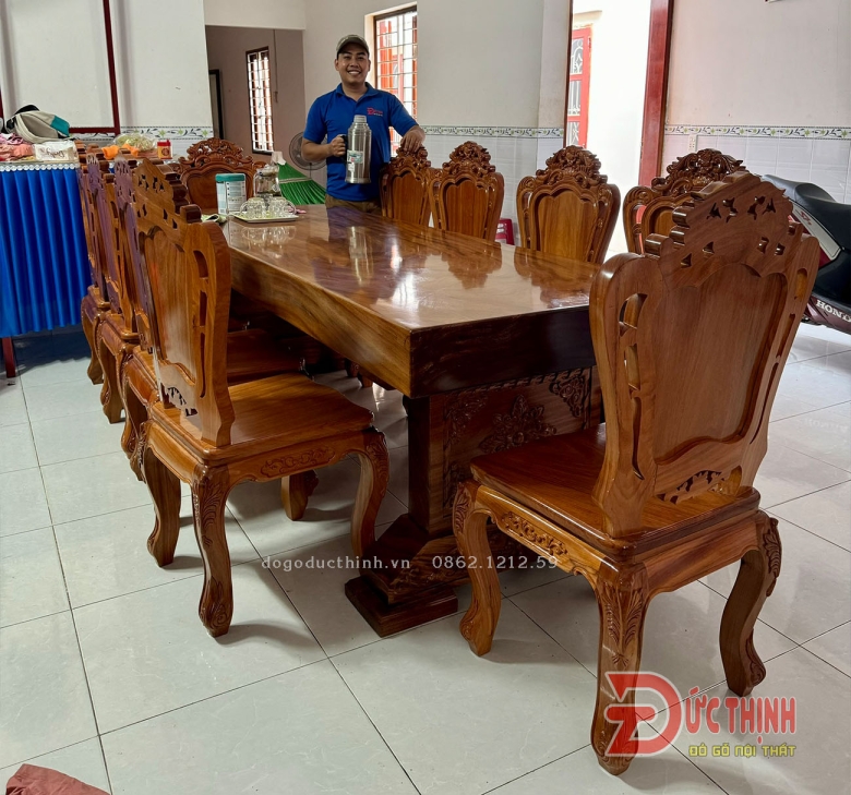BÀN ĂN NGUYÊN KHỐI GỖ ĐỎ - 10 GHẾ LOUIS - BÀN N89xD265xD16