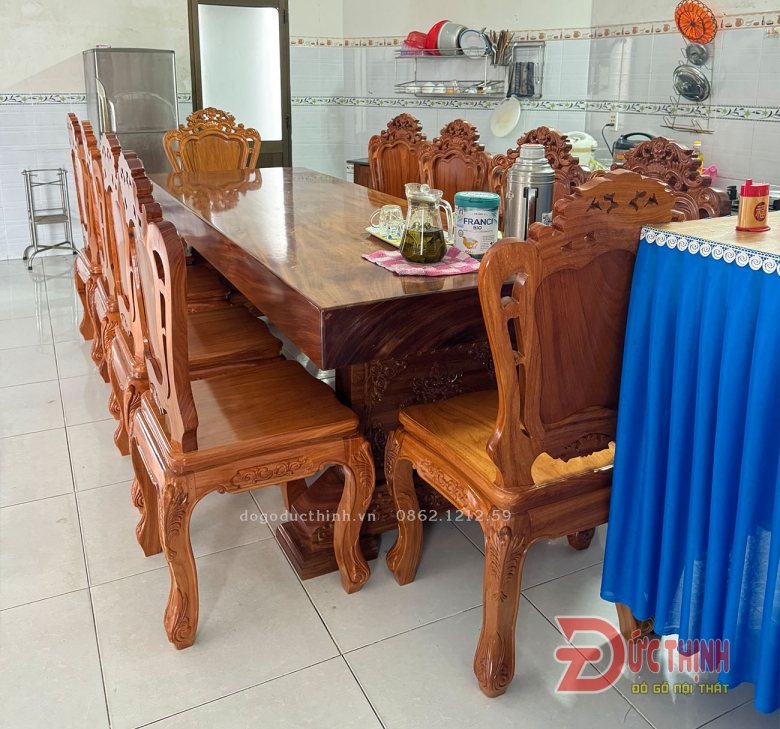 BÀN ĂN NGUYÊN KHỐI GỖ ĐỎ - 10 GHẾ LOUIS - BÀN N89xD265xD16