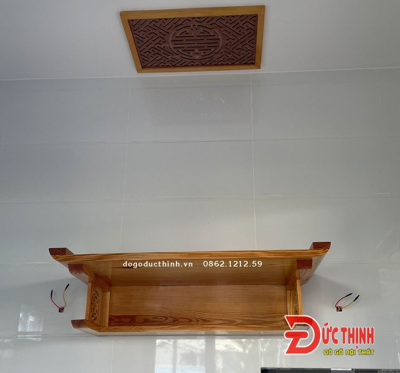 Bàn thờ Quan Âm gỗ thông mẫu BT401