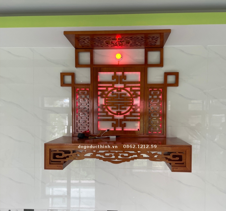Bàn Thờ Quan Âm gỗ đỏ + Tấm Hoa Văn Ốp Tường + Tấm chắn ám khói