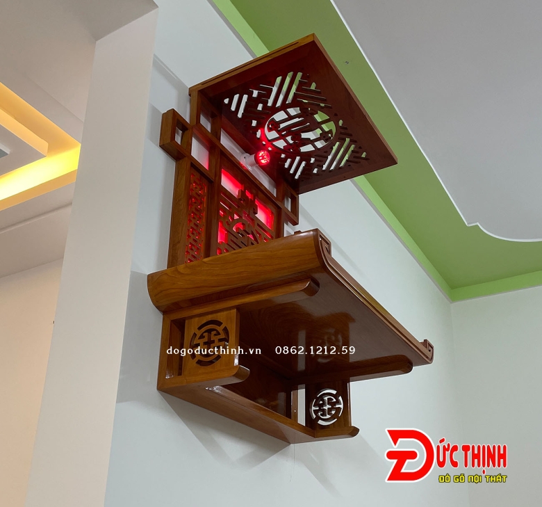 BÀN THỜ QUAN ÂM GỖ ĐỎ + TẤM HOA VĂN ỐP TƯỜNG + TẤM CHẮN ÁM KHÓI (mẫu 02)