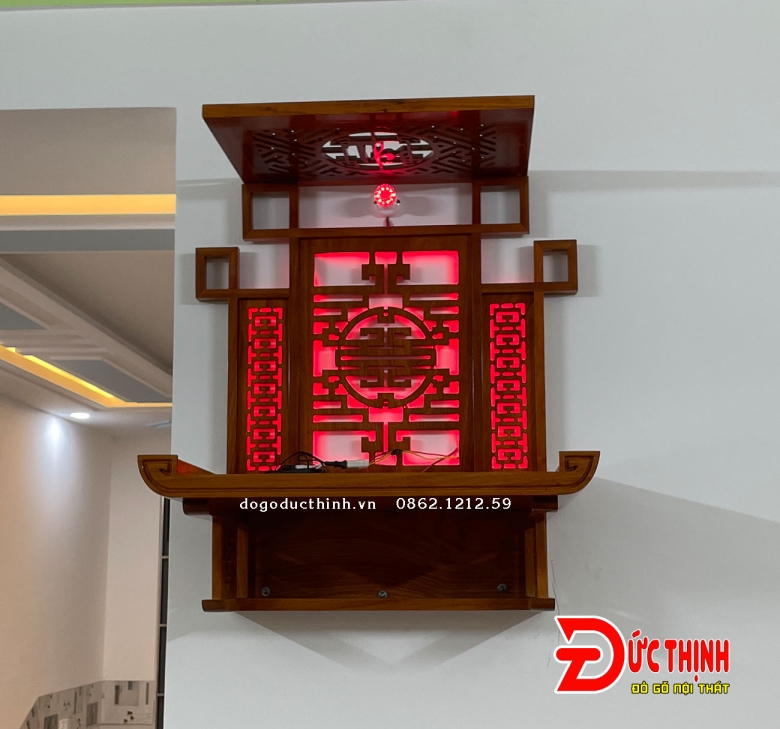 BÀN THỜ QUAN ÂM GỖ ĐỎ + TẤM HOA VĂN ỐP TƯỜNG + TẤM CHẮN ÁM KHÓI (mẫu 02)