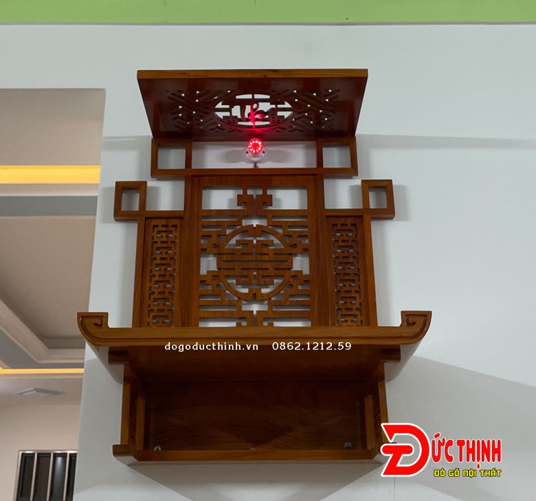 BÀN THỜ QUAN ÂM GỖ ĐỎ + TẤM HOA VĂN ỐP TƯỜNG + TẤM CHẮN ÁM KHÓI (mẫu 02)