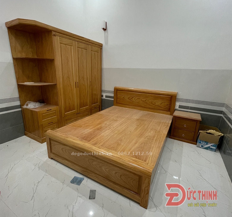 Combo phòng ngủ (Giường + nệm, tủ áo có kệ trang trí, tủ đầu giường ) gỗ đỏ