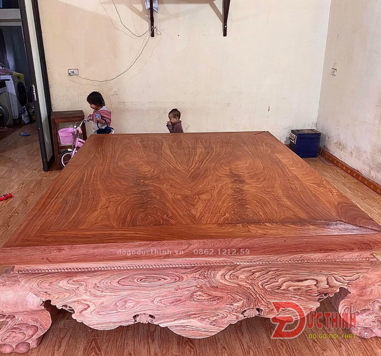 Sập gõ đỏ Hương đá - Sập chân quỳ trơn