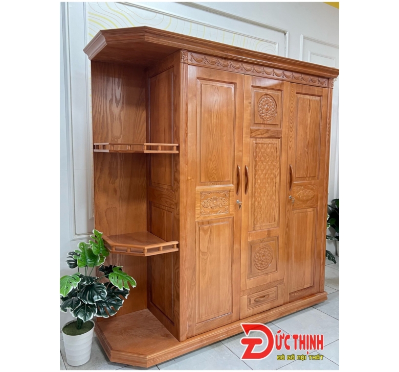 Tủ quần áo gỗ sồi Nga - mẫu 3 cánh có kệ trang trí 
