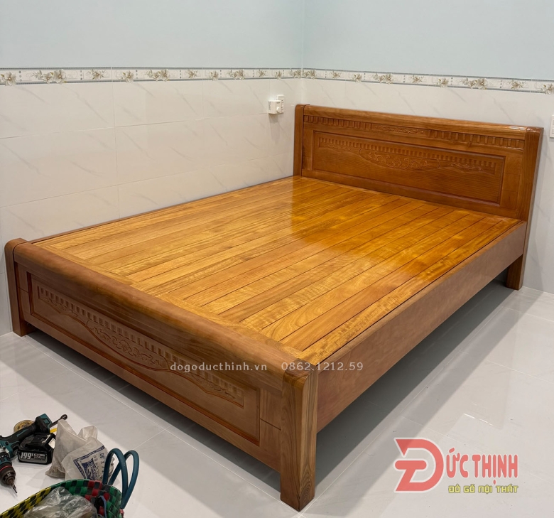 Giường ngủ gỗ sồi - Vạt phản nan - Lau màu gỗ đỏ