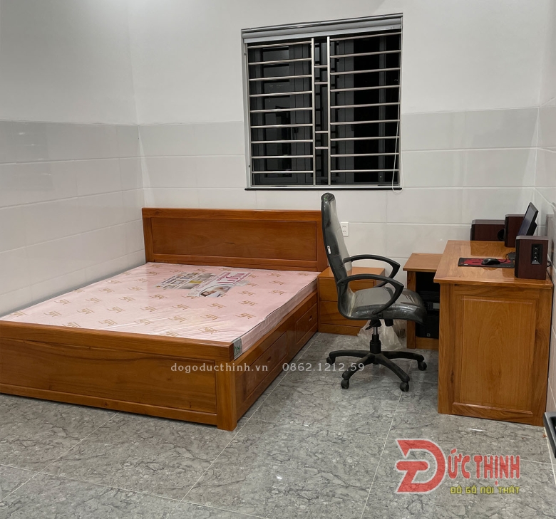Giường ngủ gỗ đỏ - Vạt Phản 4 ngăn kéo 