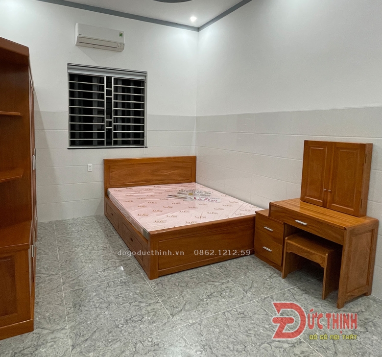 Giường ngủ gỗ đỏ - Vạt Phản 4 ngăn kéo 