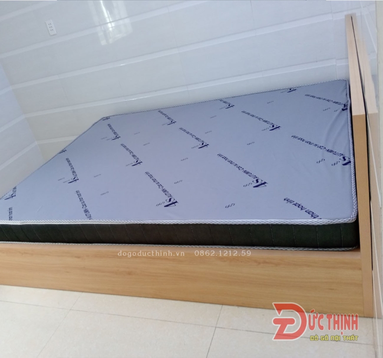 Combo giường MDF + Nệm cao su xanh 4s
