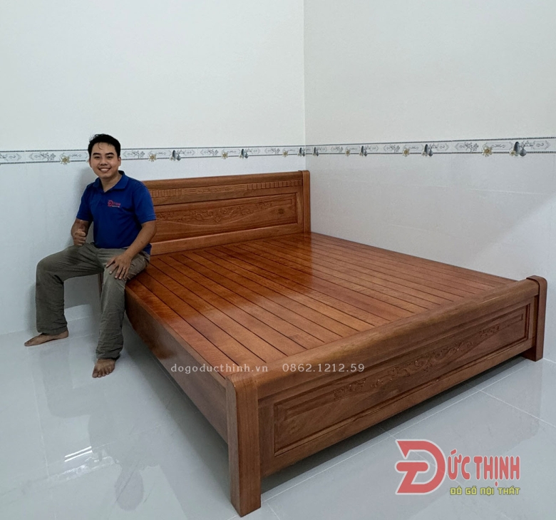 GIƯỜNG GỖ XOAN ĐÀO - MẪU THIÊN NGA - VẠT PHẢN NAN