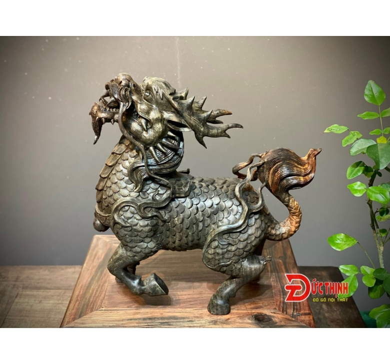 Tượng Hoả Lân gỗ trắc