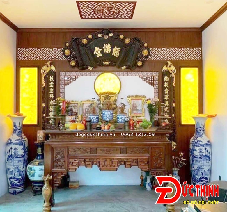 Bảng giá thi công vách CNC phòng thờ 2025