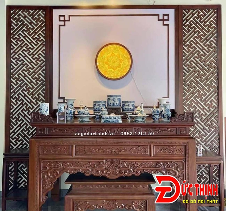 Bảng giá thi công vách CNC phòng thờ 2025