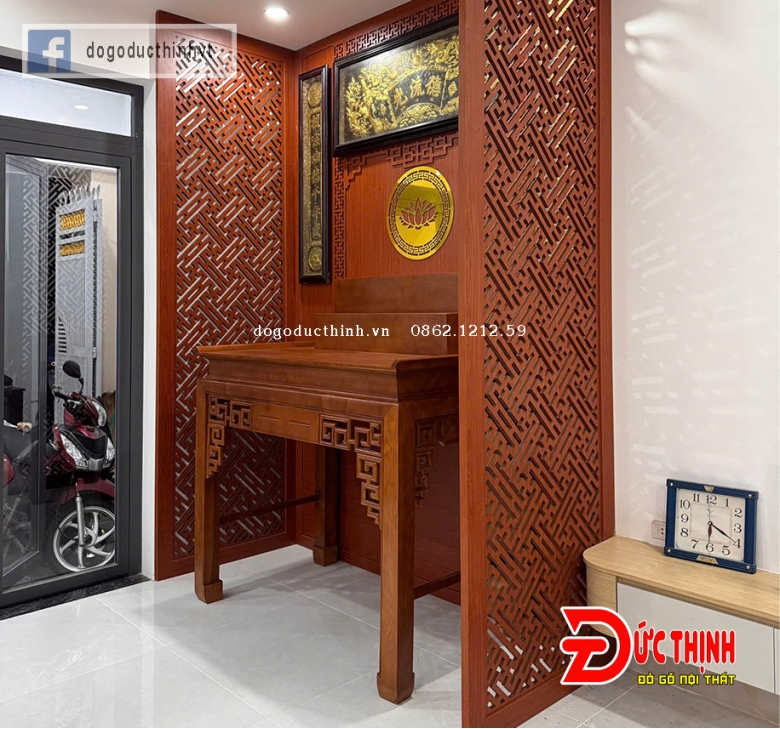 Bảng giá thi công vách phòng thờ gỗ công nghiệp MDF lõi xanh mới nhất 2026