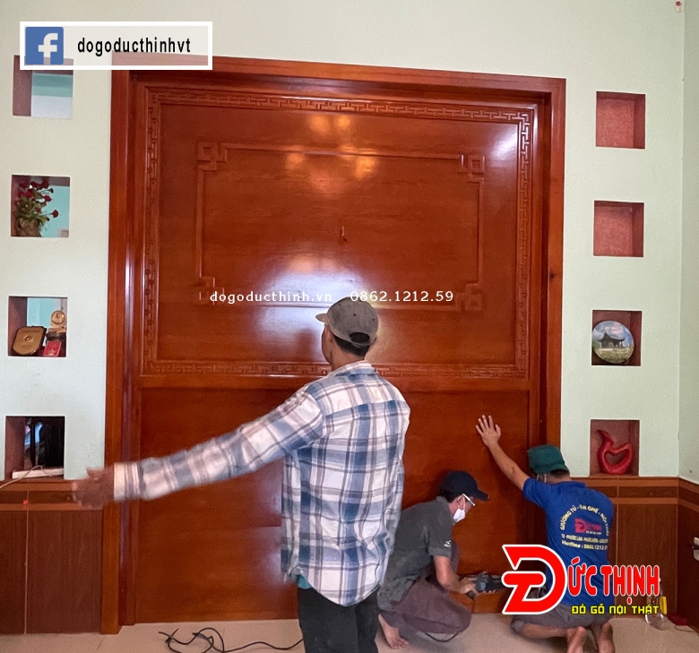Bảng giá thi công vách CNC phòng thờ 2025