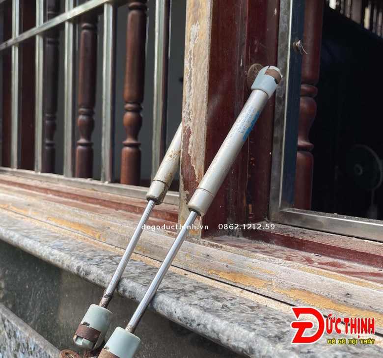 Bảng giá Sơn PU CỬA GỖ tại nhà