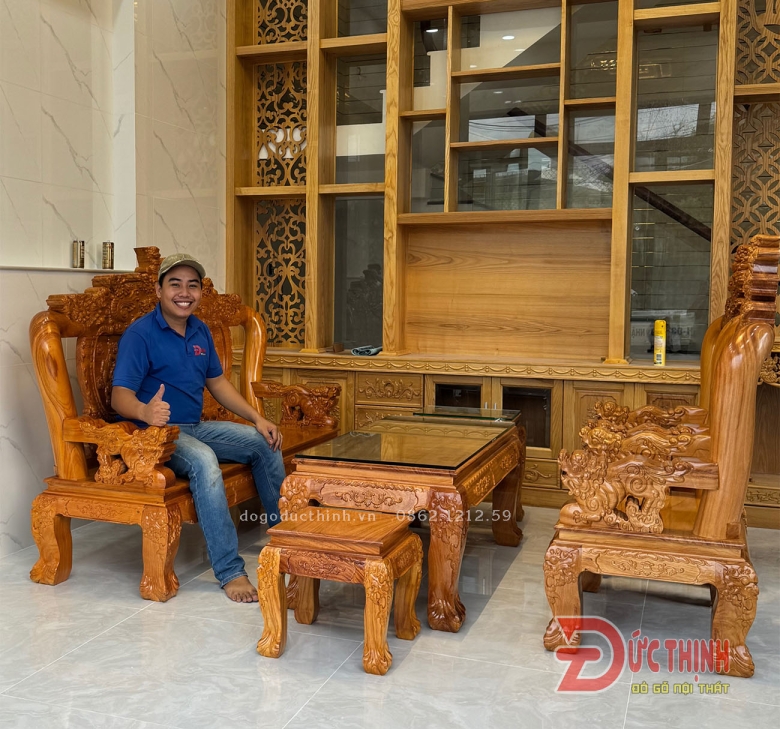 SALON GỖ ĐỎ MẪU NGHÊ ĐỈNH TAY NGHÊ CỘT 12 - 6 MÓN