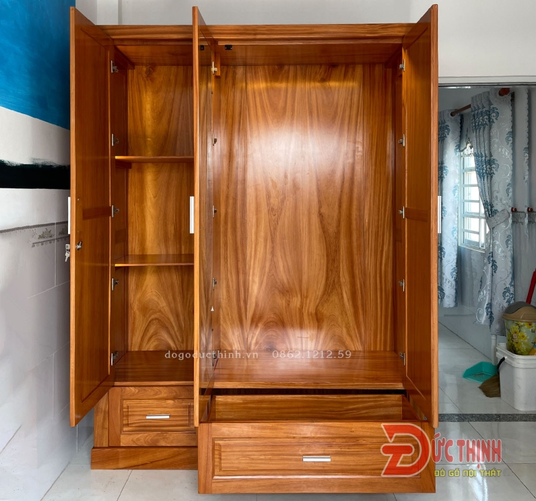 Tủ quần áo 3 cánh hiện đại gỗ đỏ