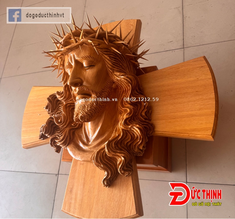 Tượng Thánh Nhan Chúa Giêsu
