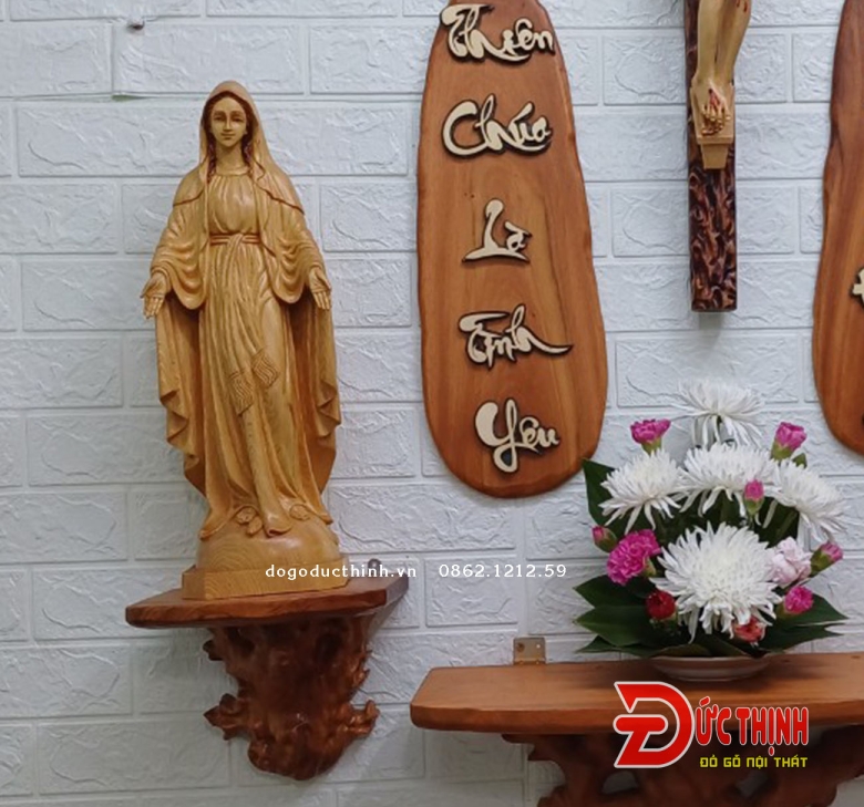 Bộ tượng Đạo gỗ Pơ Mu 